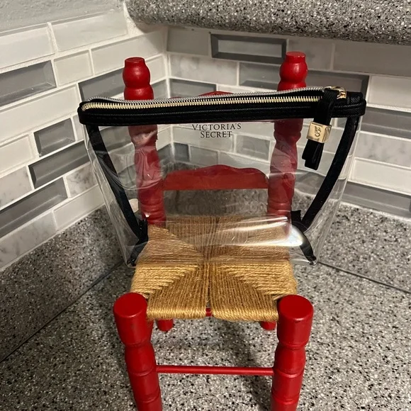 Victoria Secret 💄💄 - Picture 7 of 12